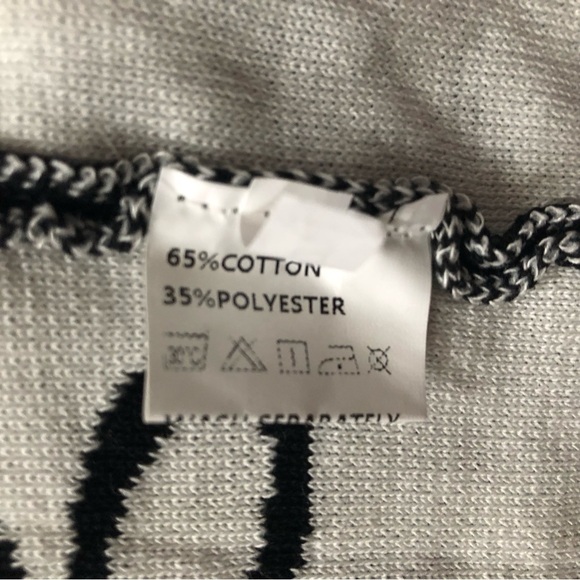 Open Back Floral Knit Slit Dress in Black & White Size S - Picture 9 of 11